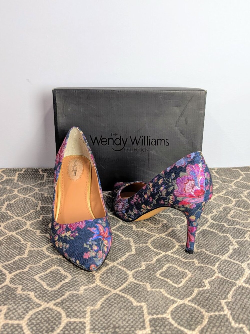 *WENDY WILLIAMS Brocade High Heel Pumps Sz 7.5W